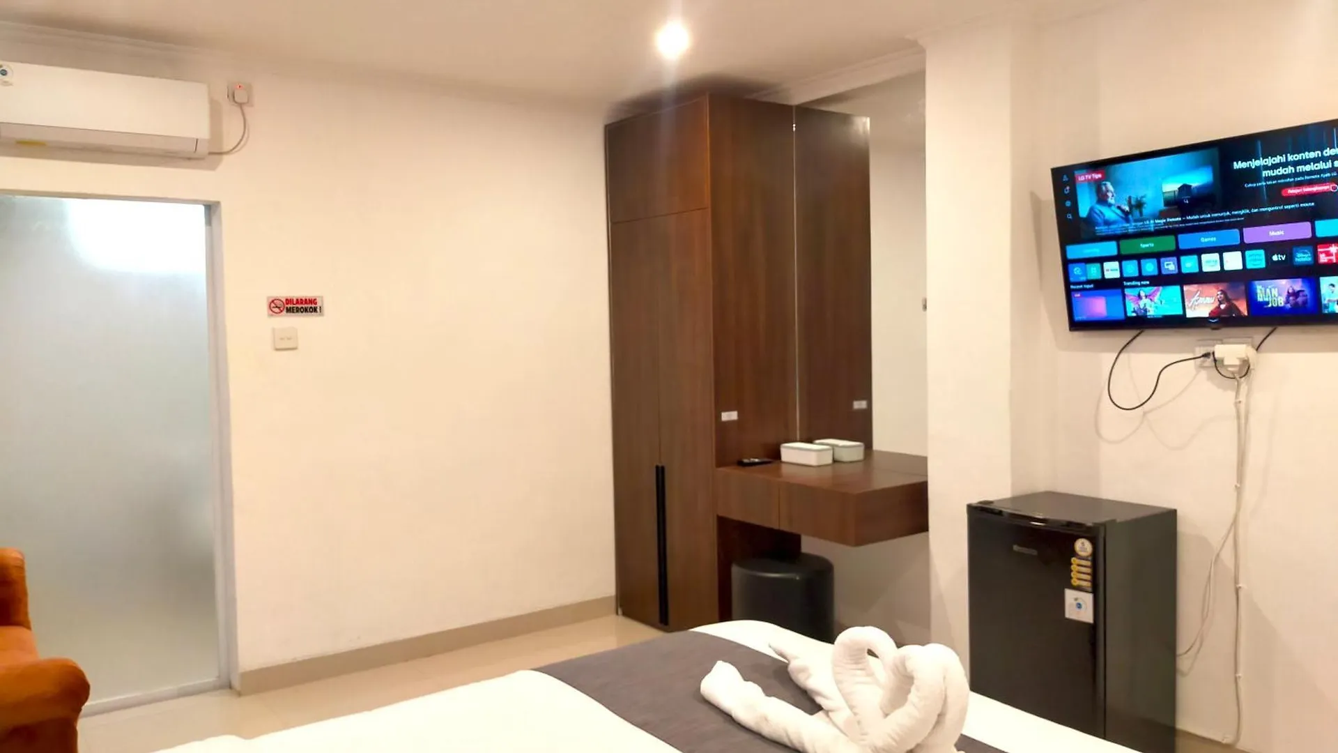 Carstenzs Home Kuta Kuta  Indonesia